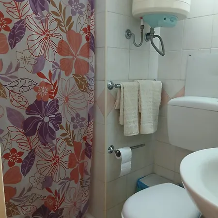 Tri-na-kri-a Hébergement de vacances